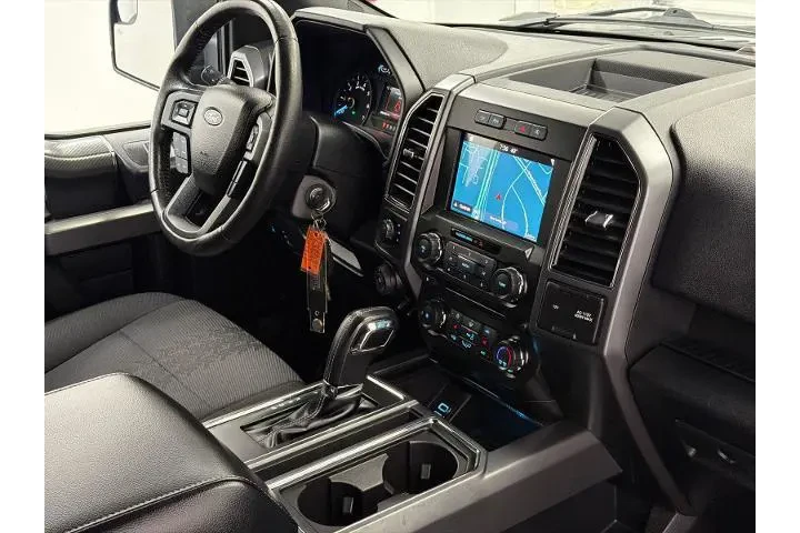 $27000 : Ford F-150 2018 4x4 XLT 4dr image 9