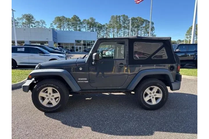 $18961 : Jeep Wrangler JK 2018 4x4 Sp image 6