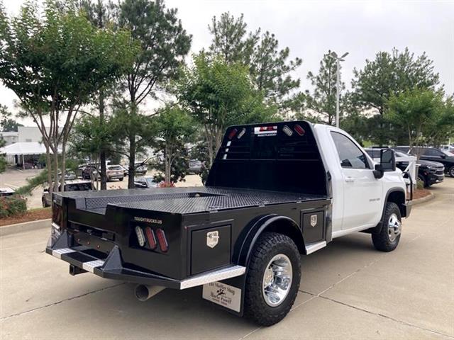 $74995 : 2024 Silverado 3500HD LT Regu image 6