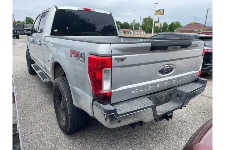 $33800 : Ford F-250 Super Duty 2017 4 image 9