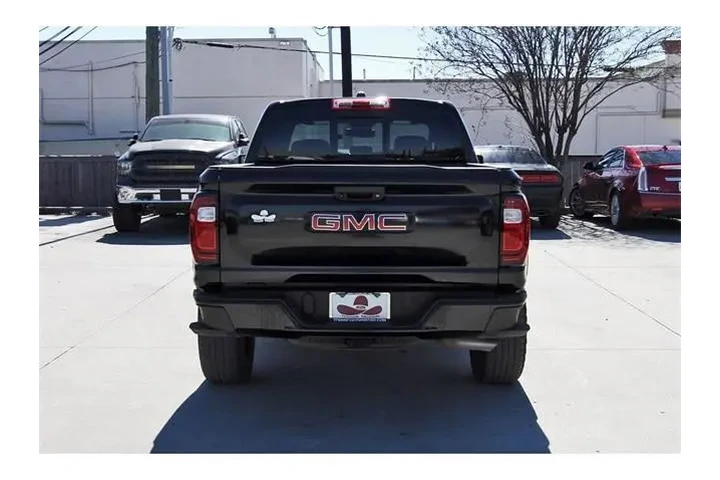 $37700 : GMC Canyon 2024 4x4 Elevatio image 3