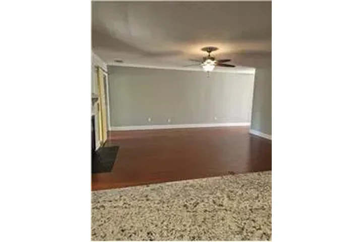 $1695 : Rental property with 2 bedro image 4