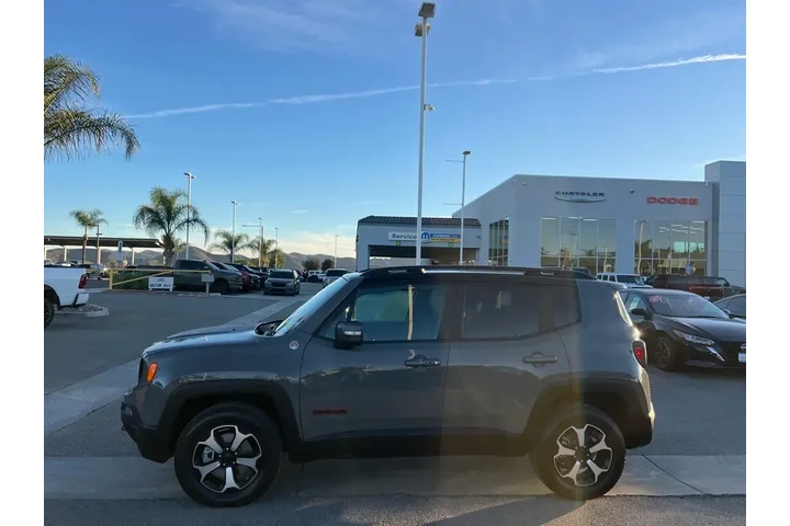 $18137 : Jeep Renegade 2020 4x4 Trail image 5