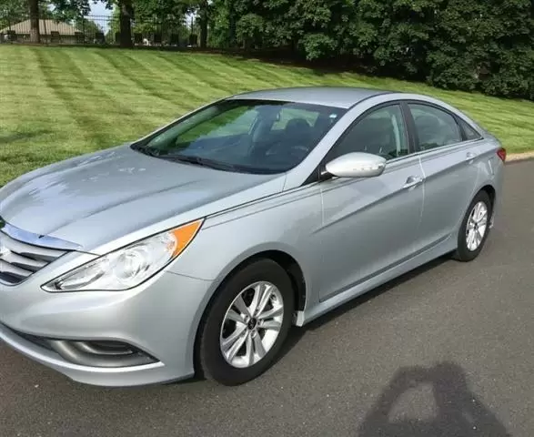 $4900 : 2014 HYUNDAI SONATA GLS SEDAN image 2