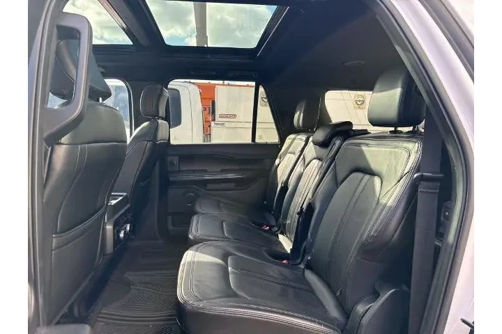 $20585 : Ford Expedition MAX 2018 4x4 image 9