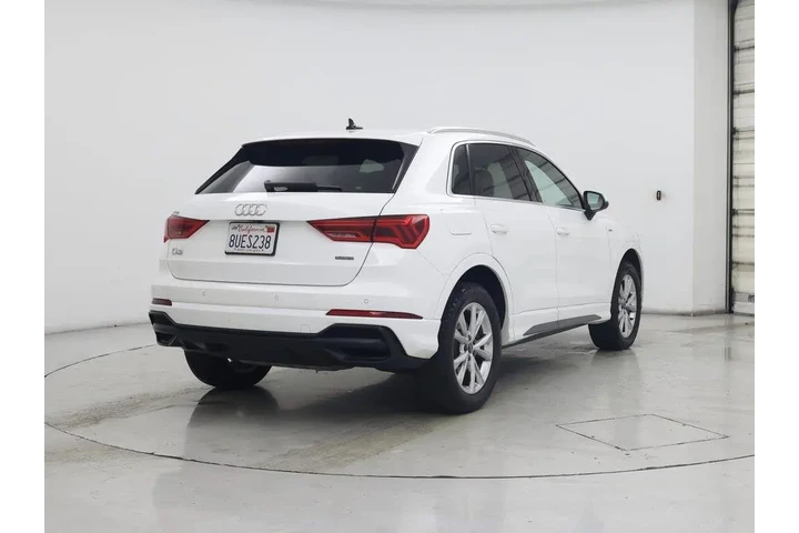 $25998 : Audi Q3 2021 AWD quattro S l image 8