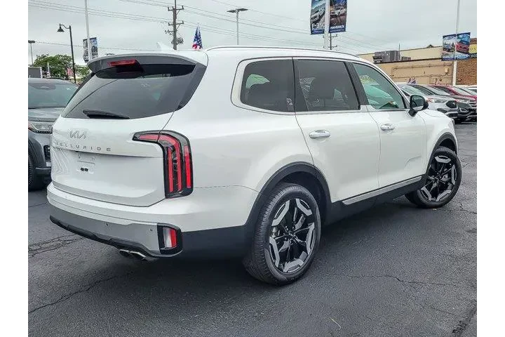 $33993 : Kia Telluride 2024 EX 4dr SU image 8
