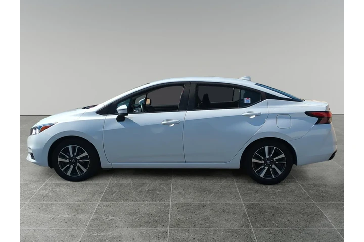 $16900 : Nissan Versa 2021 SV 4dr Sed image 2
