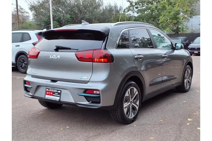 $12495 : Kia Niro EV 2022 S 4dr Cross image 4