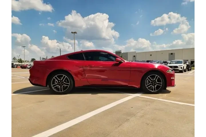 $21951 : Ford Mustang 2021 EcoBoost 2 image 4