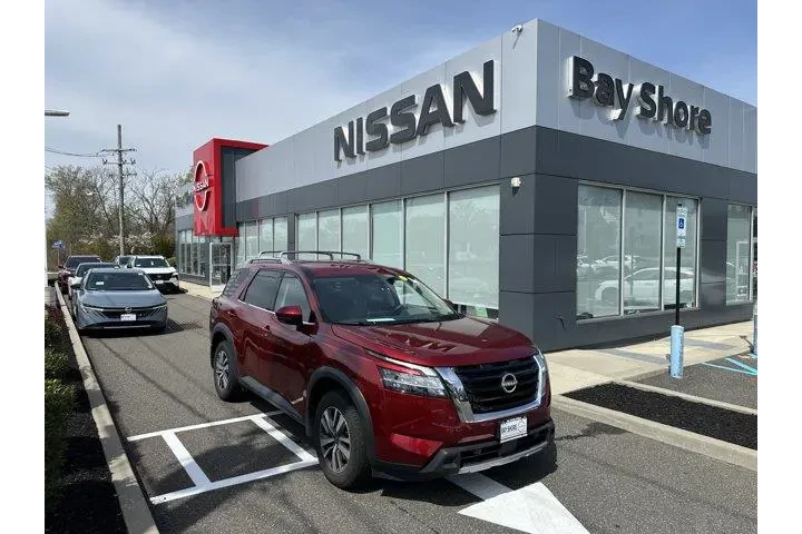 $32820 : Nissan Pathfinder 2024 AWD S image 2