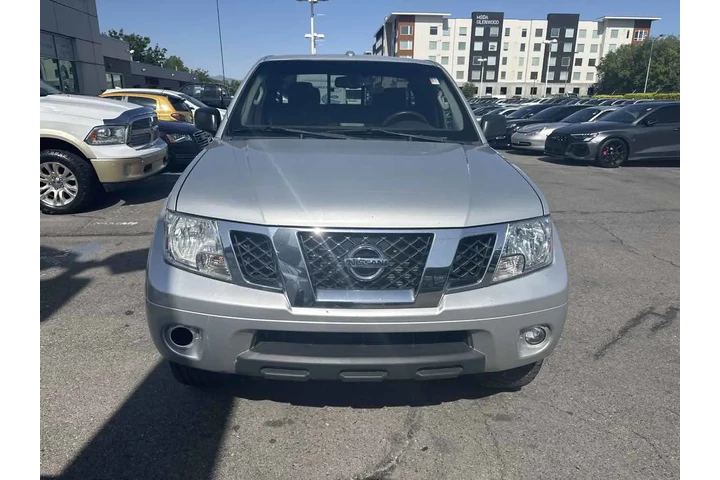 $14995 : 2012 Frontier SV image 4