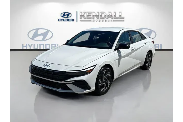 $18245 : Hyundai ELANTRA 2025 SEL Spo image 3