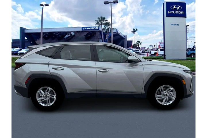 $30826 : Hyundai TUCSON 2026 SE 4dr S image 9