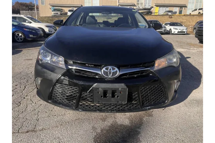 $13999 : 2017 Camry SE image 3