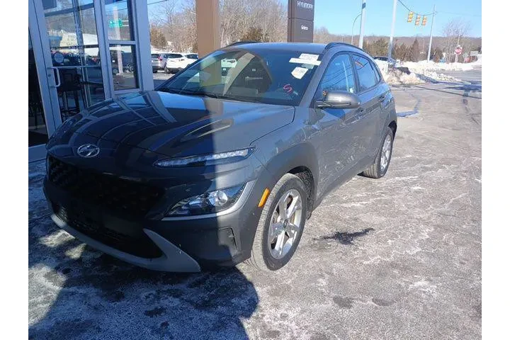 $21998 : Hyundai KONA 2023 AWD SEL 4d image 3