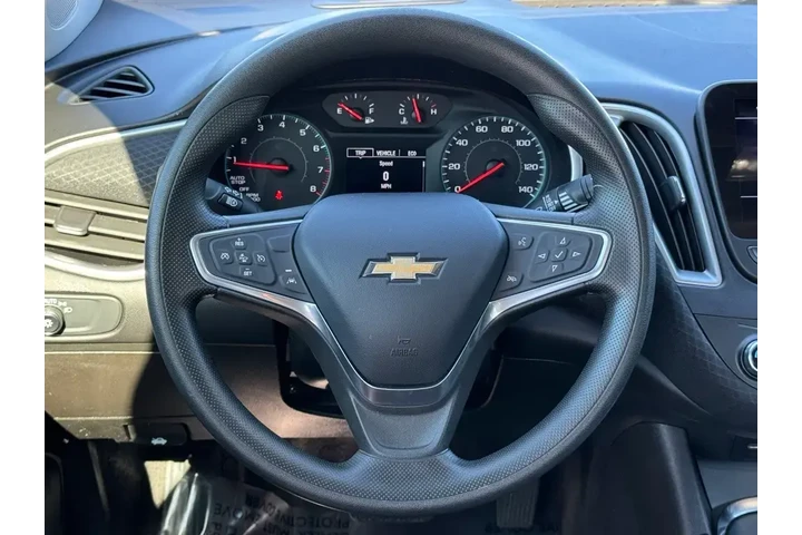 $18250 : Chevrolet Malibu 2023 LT 4dr image 7