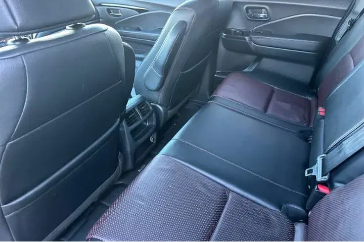 $24995 : Honda Ridgeline 2019 AWD Bla image 4