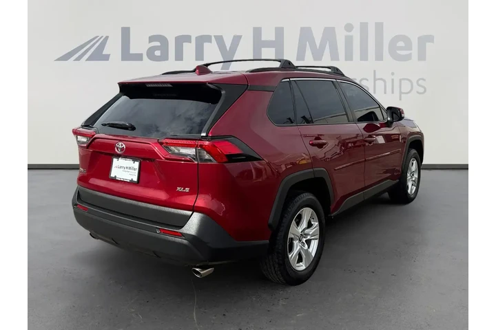$19982 : Toyota RAV4 2019 XLE 4dr SUV image 5