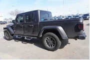 $29888 : Jeep Gladiator 2022 4x4 Over thumbnail