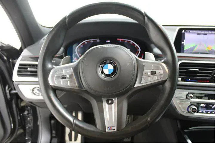 $34922 : BMW 7 Series 2020 740i 4dr S image 9