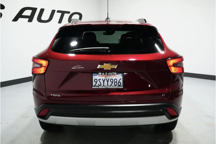 $19649 : 2025 Trax image 9