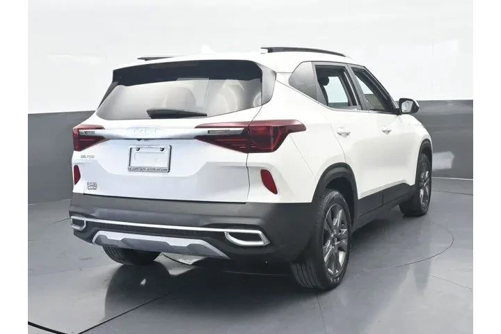 $19990 : Kia Seltos 2023 S 4dr SUV image 5