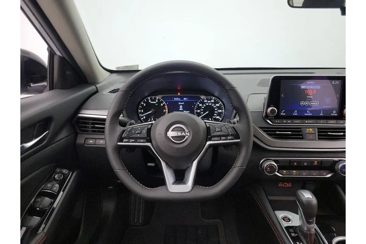 $24998 : Nissan Altima 2025 2.5 SR 4d image 10