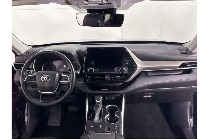 $38140 : Gold Certified2023 Highlander image 4