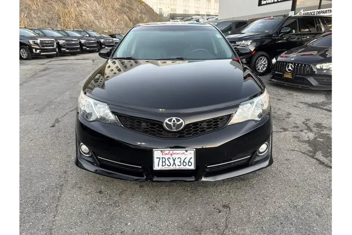$14888 : Toyota Camry 2014 SE 4dr Sed image 5