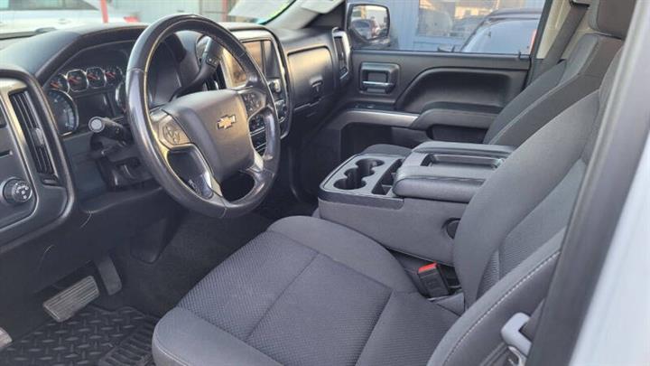 $25995 : 2018 Silverado 1500 LT image 7