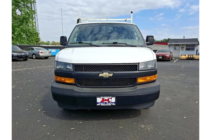 $24500 : 2020 Express 3500 Cargo image 2