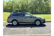 $8499 : 2016 Outback 2.5i Premium thumbnail