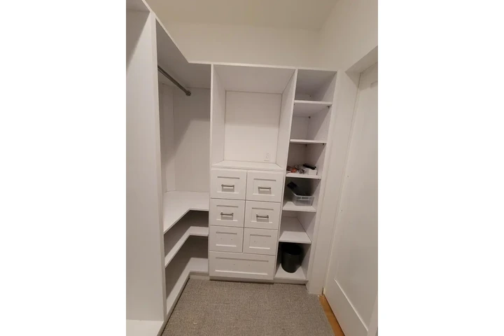 Dudu custom cabinet image 6