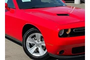 $20900 : Dodge Challenger 2023 SXT 2d thumbnail