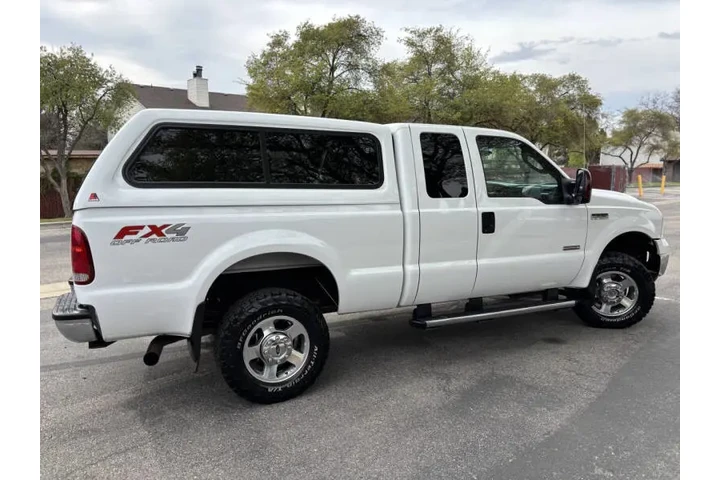 $24888 : 2005 F-250 Super Duty Lariat image 3