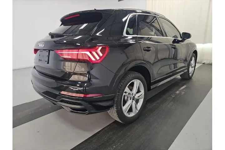 $29993 : Audi Q3 2023 AWD quattro S l image 4