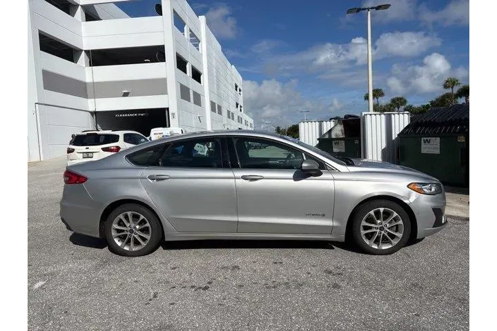$11513 : Ford Fusion Hybrid 2019 SE 4 image 2