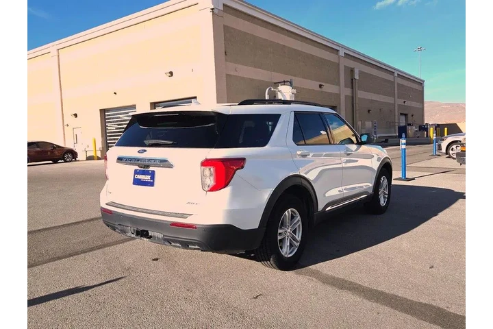$28998 : Ford Explorer 2022 AWD XLT 4 image 5