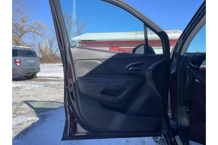 $12500 : Buick Encore 2018 AWD Prefer image 9