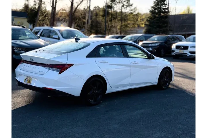 $18500 : 2021 Elantra Hybrid Blue image 9