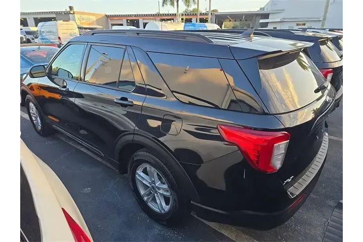 $22990 : Ford Explorer 2022 XLT 4dr S image 4