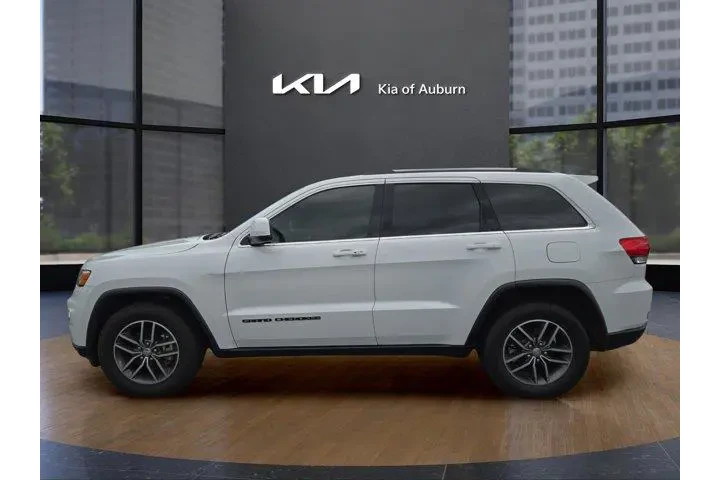 Jeep Grand Cherokee 2018 4x2 image 10