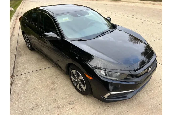 $11995 : 2019 Civic LX image 1