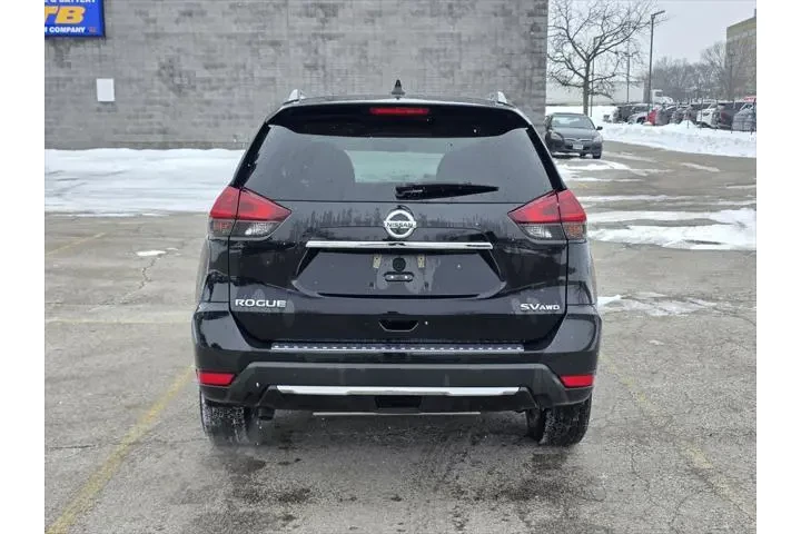 $14366 : Nissan Rogue 2018 AWD SV 4dr image 4