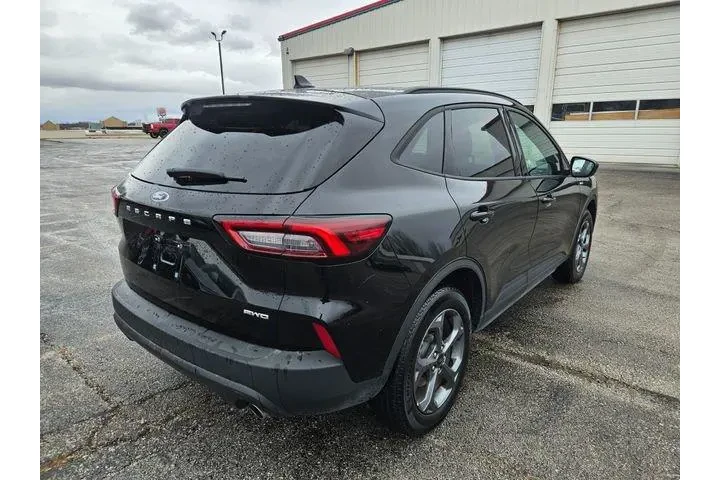 $27000 : Ford Escape 2025 AWD ST-Line image 5
