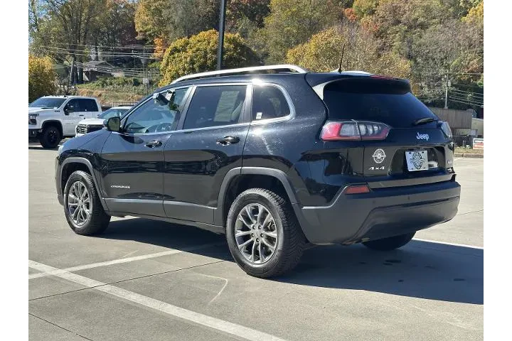 Jeep Cherokee 2019 4x4 Latit image 5