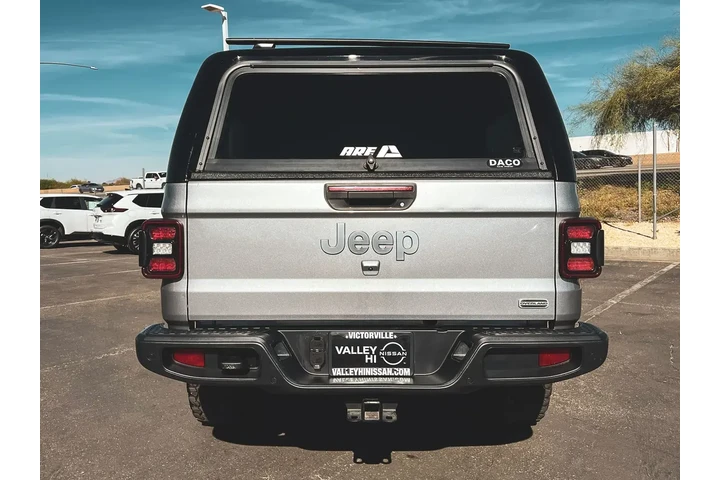 $30477 : Jeep Gladiator 2020 4x4 Over image 4