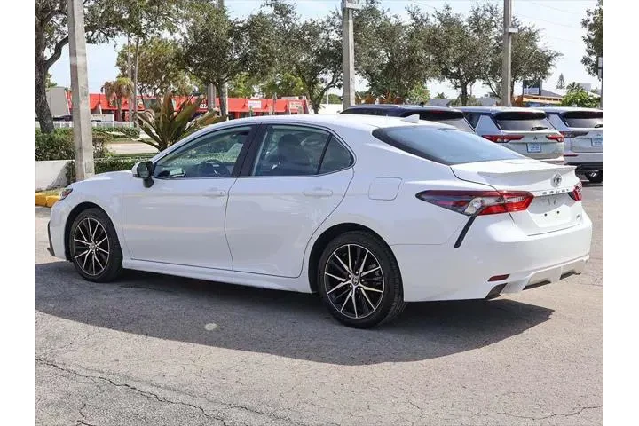 $20890 : Toyota Camry 2024 SE 4dr Sed image 8