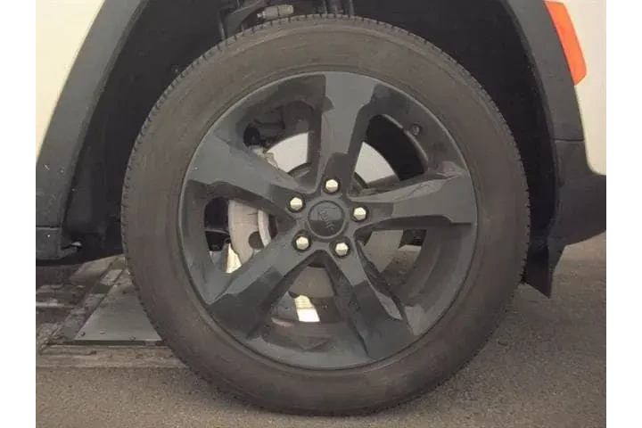 $36490 : Jeep Grand Cherokee 2023 4x4 image 10